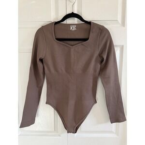OQQ‎ Ribbed Square Neck Long Sleeve Bodysuit Taupe Brown Size L Nylon Spandex